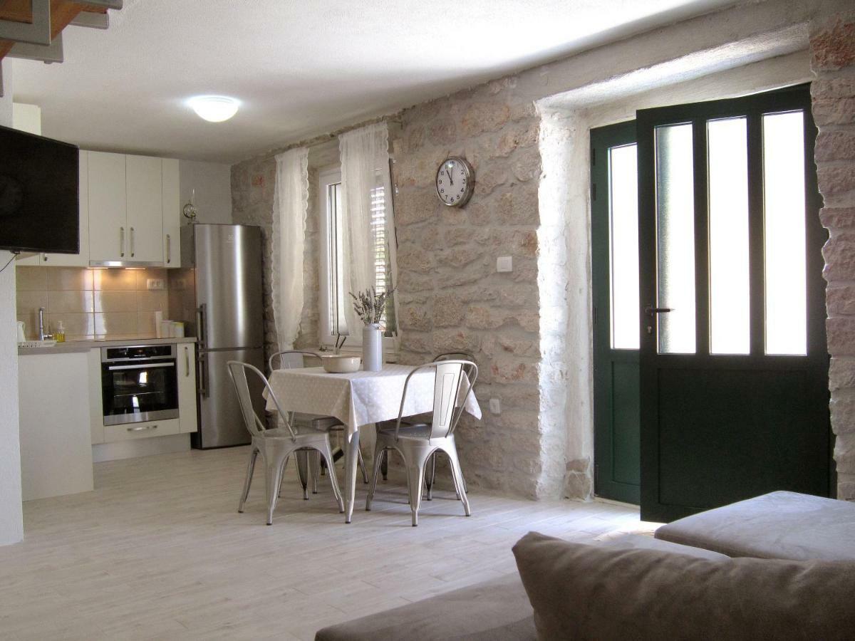 Villa Kuca Za Odmor Maruska Mali Drvenik Esterno foto